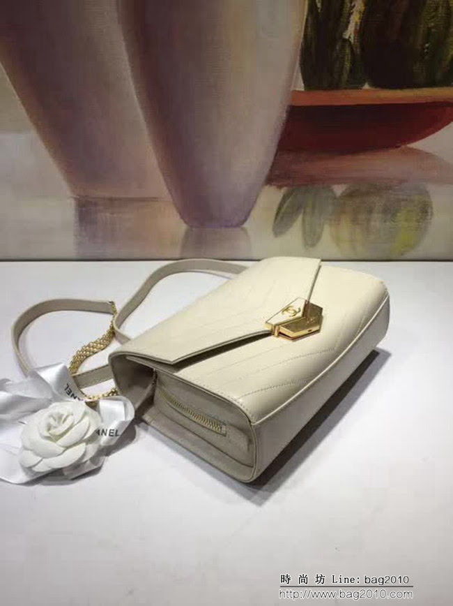 香奈兒CHANEL57491CHANEL 2018新品漢堡系列專櫃最新版肩背斜跨晚宴包 DSC1087